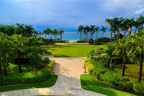 面包工坊是哪个公司旗下的品牌，面包哪个品牌加盟费低