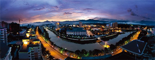 开一家7口辣火锅杯加盟店能不能赚钱